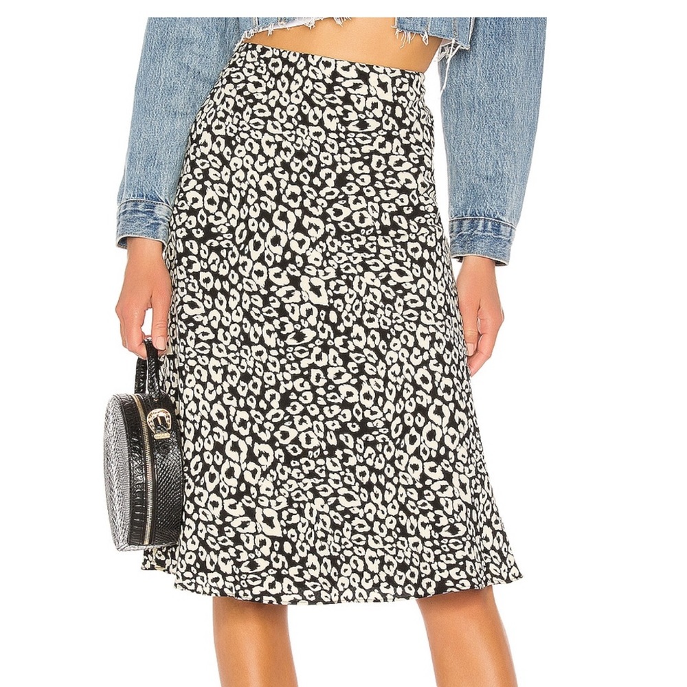 NEW WITH TAGS Lovers and friends see you soon midi skirt size small. Worn once!!
